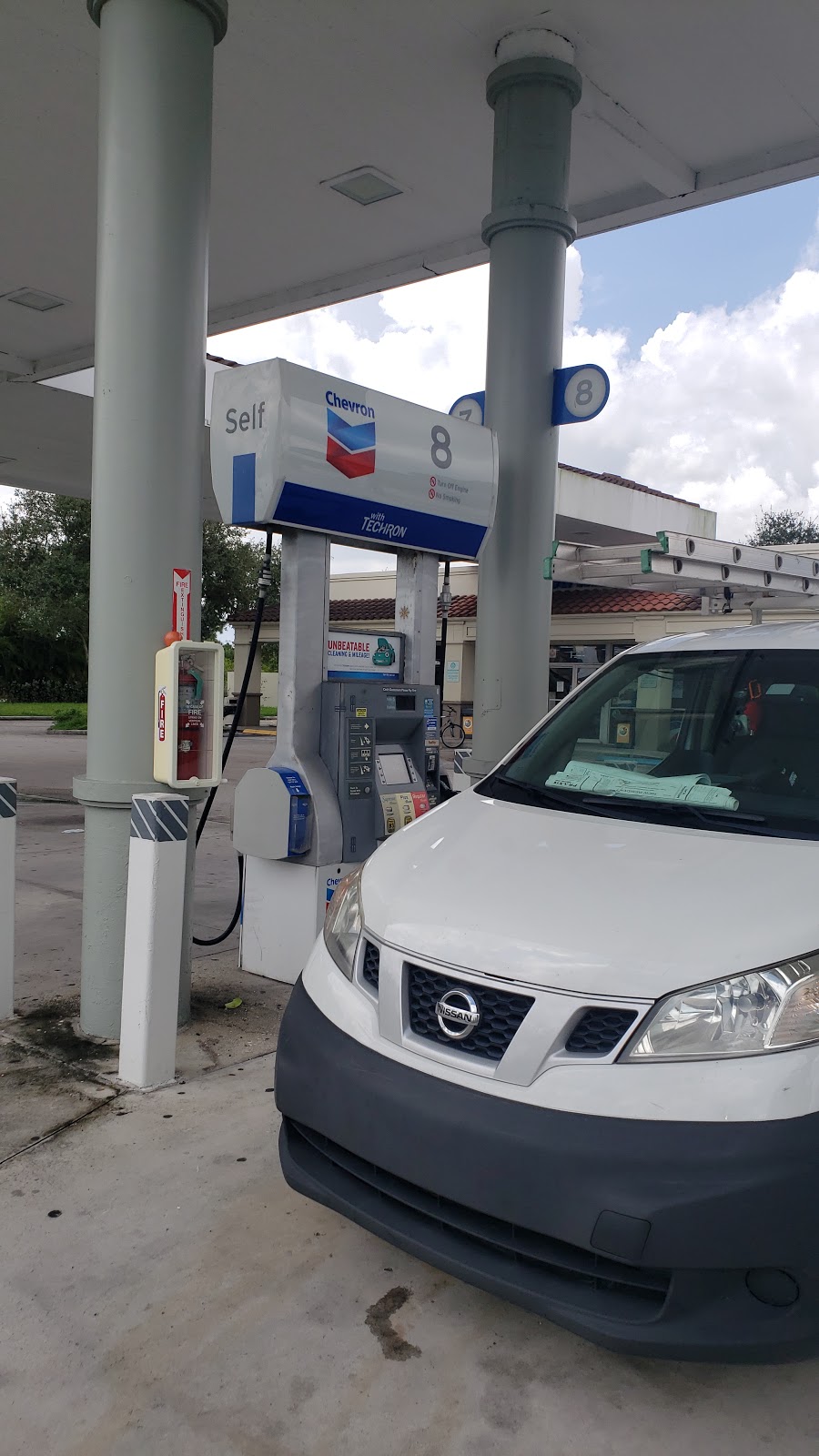 Chevron Pompano Beach | 1231 N Powerline Rd, Pompano Beach, FL 33069, USA | Phone: (954) 917-1165