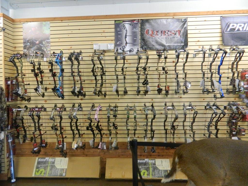 Red Oak Outfitters Guns & Archery | 108 Lola Ln, Pilot Mountain, NC 27041, USA | Phone: (336) 444-4330