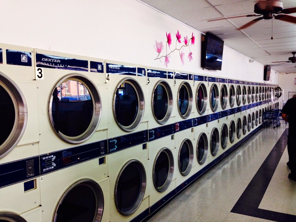 R7 Laundry | 369 Cesar E Chavez Ave, Pontiac, MI 48342, USA | Phone: (248) 481-8725