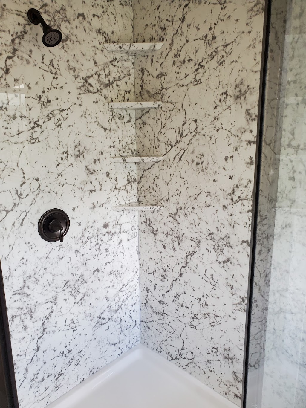 Acrylic Showers | 494 Rte 422, Butler, PA 16002, USA | Phone: (724) 332-1494