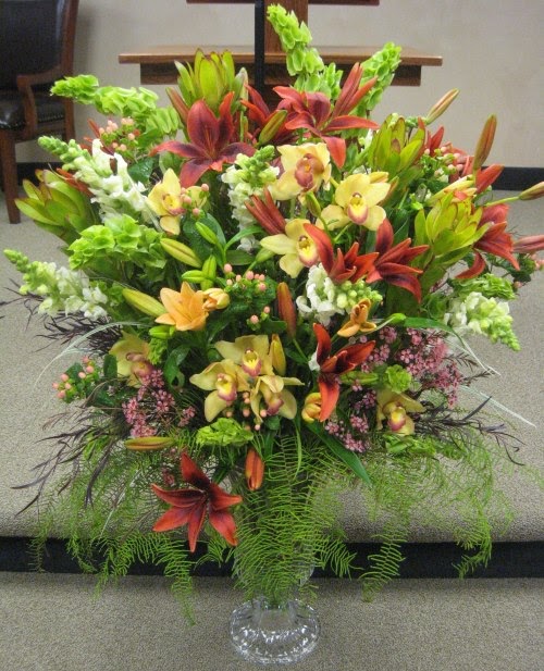 Floral Creations by kelly | 1157 NE Hawthorne Ave, Hillsboro, OR 97124, USA | Phone: (503) 714-6223