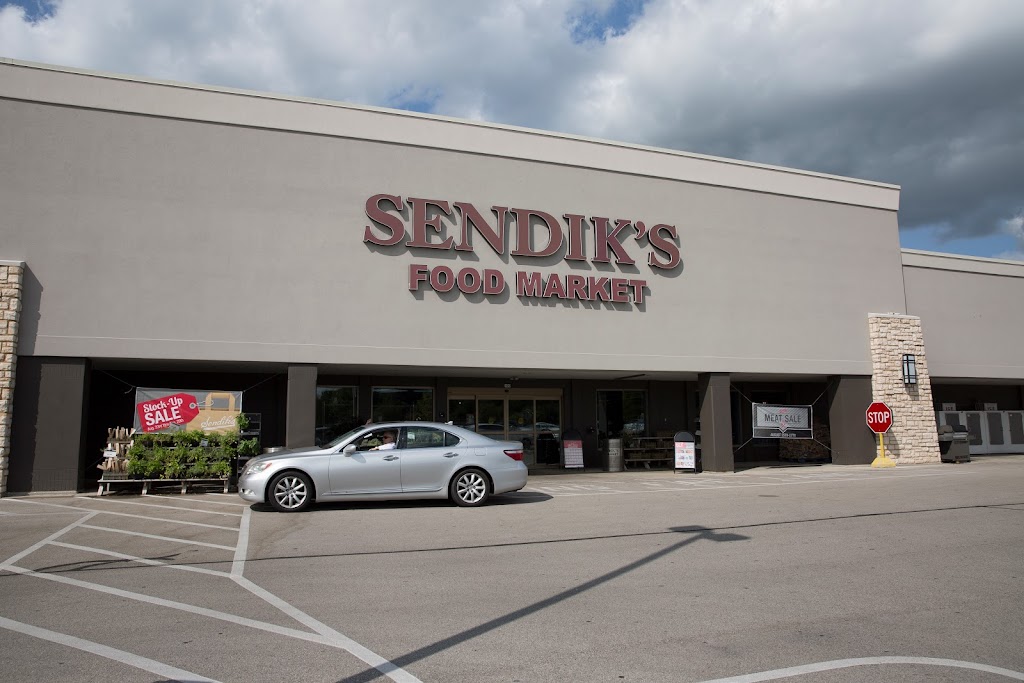 Sendiks Food Market | 600 Hartbrook Dr, Hartland, WI 53029, USA | Phone: (262) 369-0900