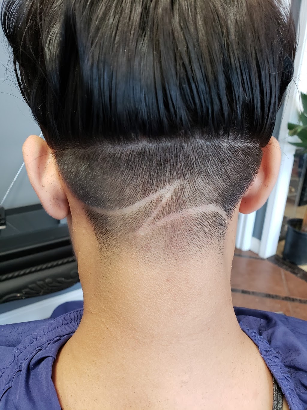 Romeros Barber & Beauty Shop | 4571 1/2, 2432, 4571 Whittier Blvd, East Los Angeles, CA 90022, USA | Phone: (323) 267-0274