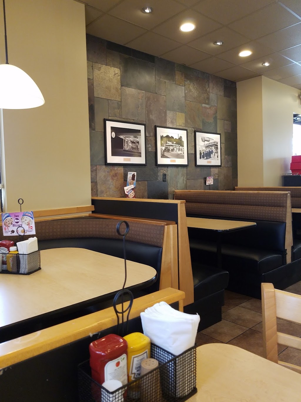 Dairy Queen | 2818 N Main St, Baytown, TX 77521, USA | Phone: (281) 420-3531