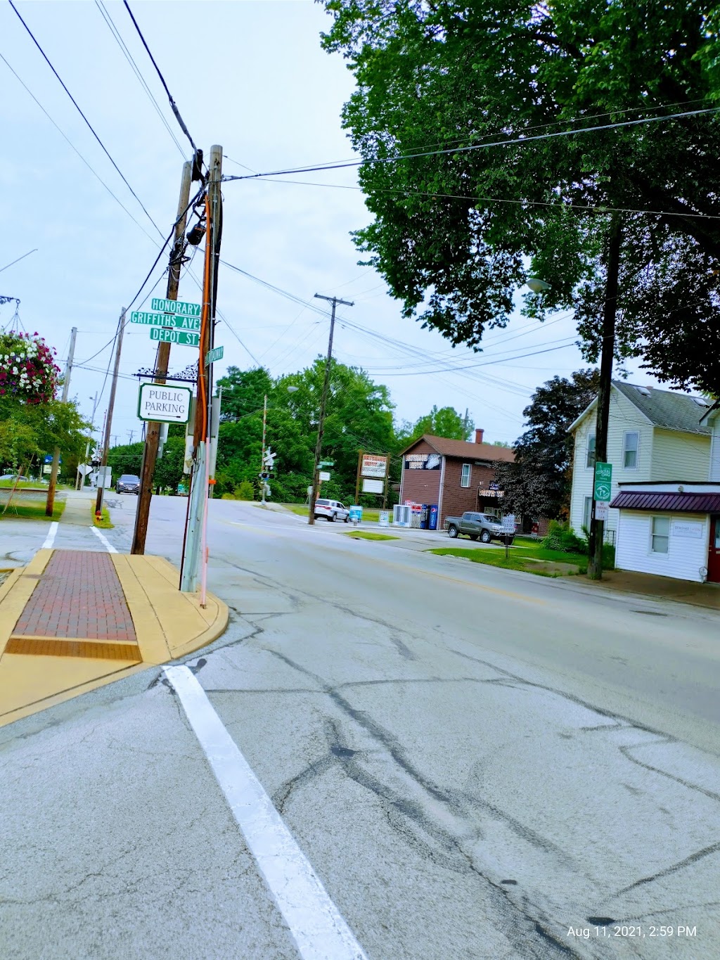 Beverage Depot | 119 N Broadway, Geneva, OH 44041, USA | Phone: (440) 466-7130