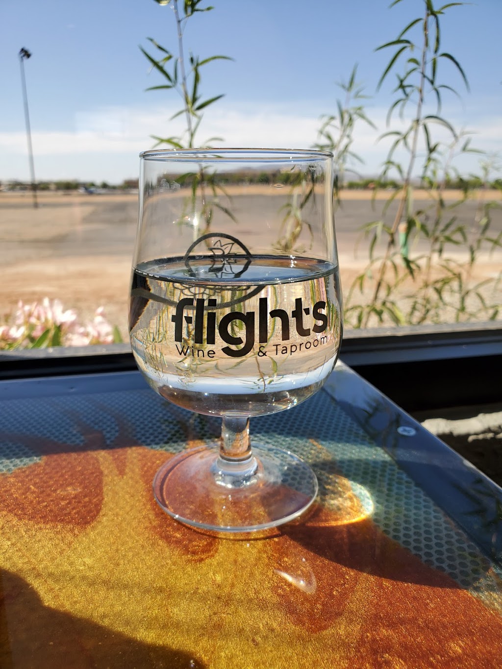 Flights Wine and Taproom | 2613 N Thunderbird Cir Ste 101, Mesa, AZ 85215, USA | Phone: (480) 508-4967
