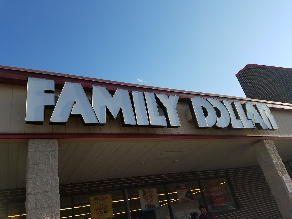 Family Dollar | 3229 Avent Ferry Rd, Raleigh, NC 27606, USA | Phone: (919) 500-4739