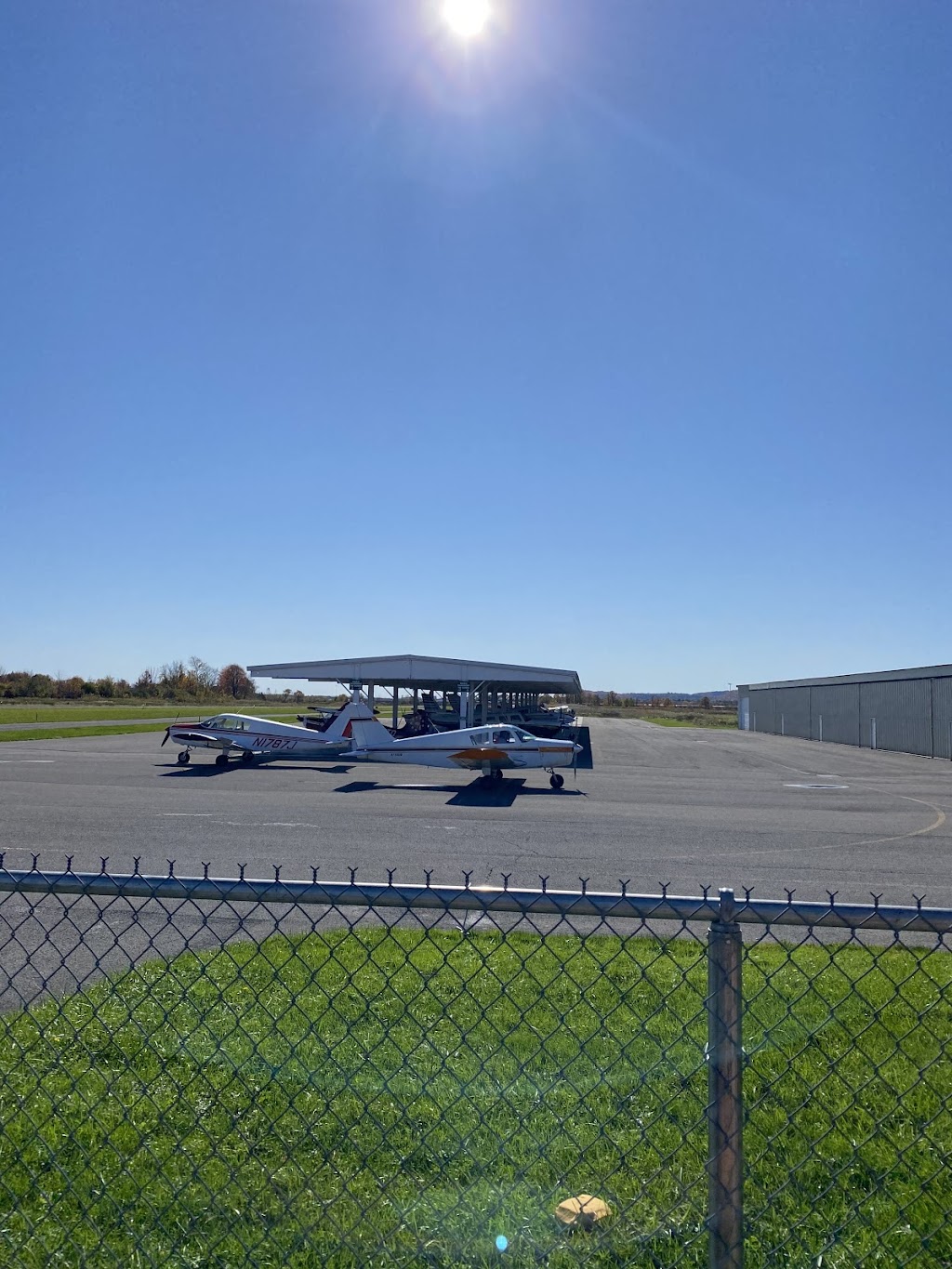 South Albany Airport | 6 Old School Rd, Selkirk, NY 12158, USA | Phone: (518) 281-5430