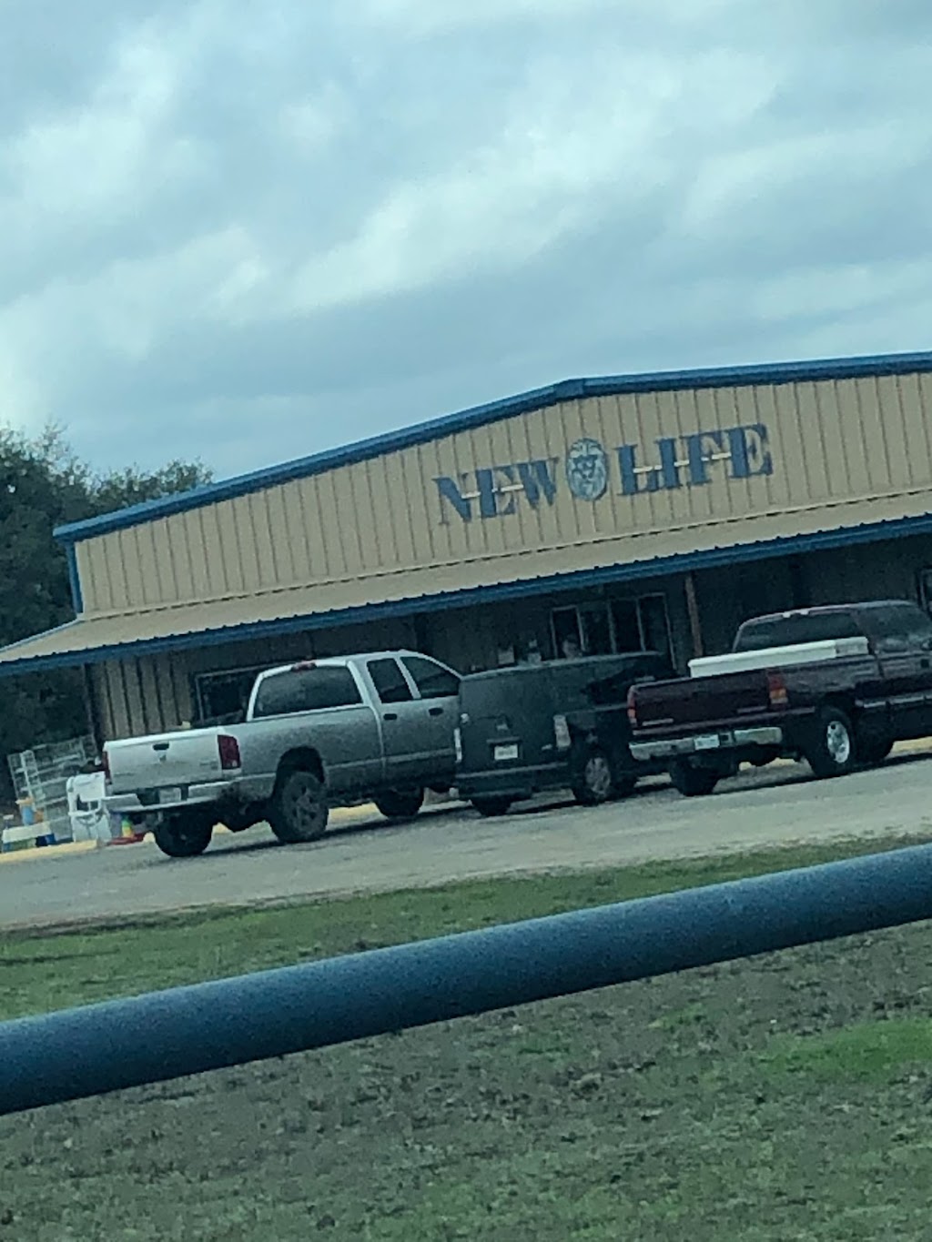 New Life Resale Shop | 1990 FM1283, Pipe Creek, TX 78063 | Phone: (830) 510-3050