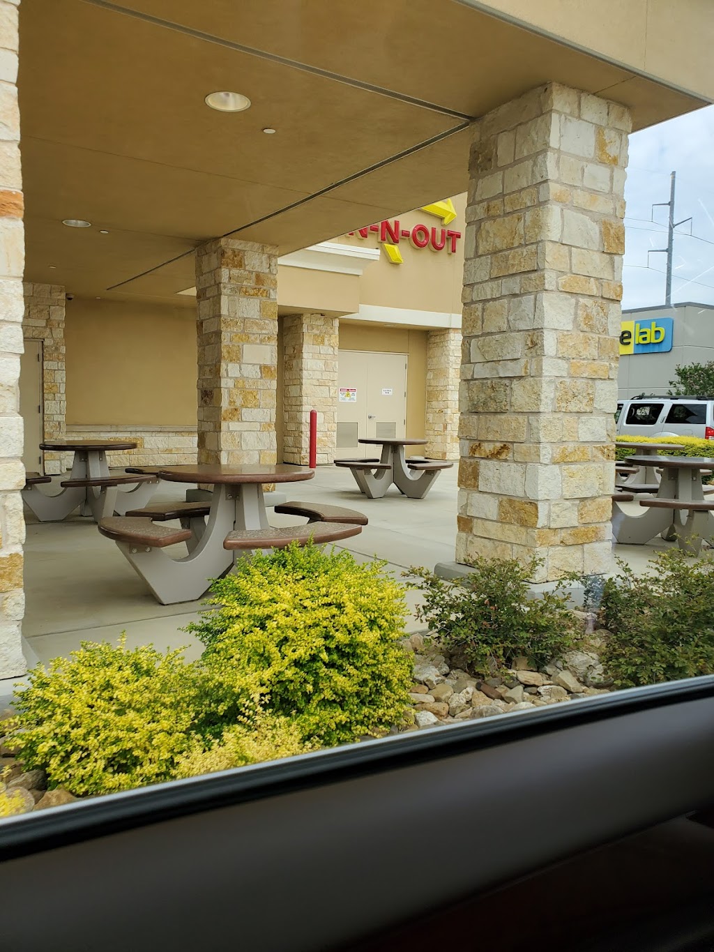 In-N-Out Burger | 3500 TX-114, Fort Worth, TX 76177, USA | Phone: (800) 786-1000