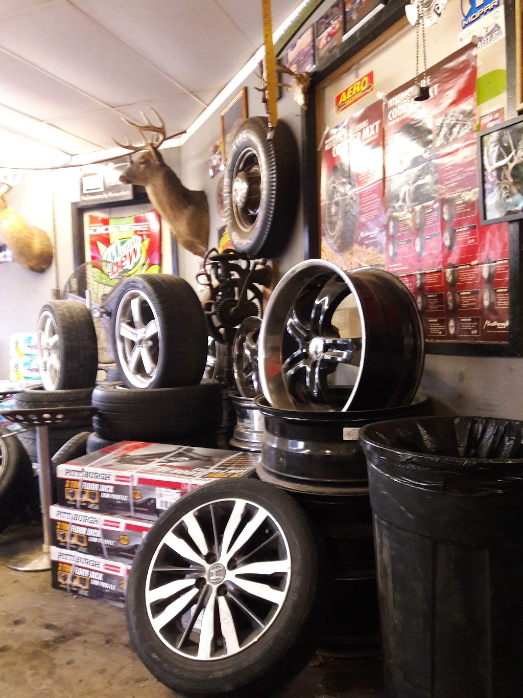 Willies Tire Shop | 2715 E Broadway #1859, Alton, IL 62002, USA | Phone: (618) 465-9904