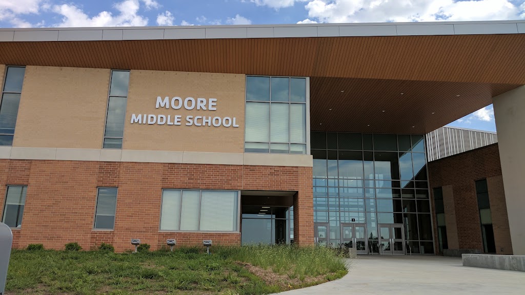 Marilyn Moore Middle School and Watson family ymca | 8700 Yankee Woods Dr, Lincoln, NE 68526, USA | Phone: (402) 436-1225