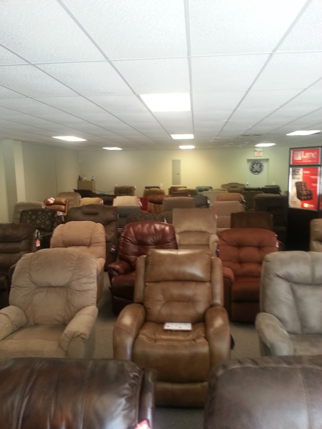 Garrisons Furniture | 3701 Cumming Hwy, Canton, GA 30115, USA | Phone: (770) 479-5716