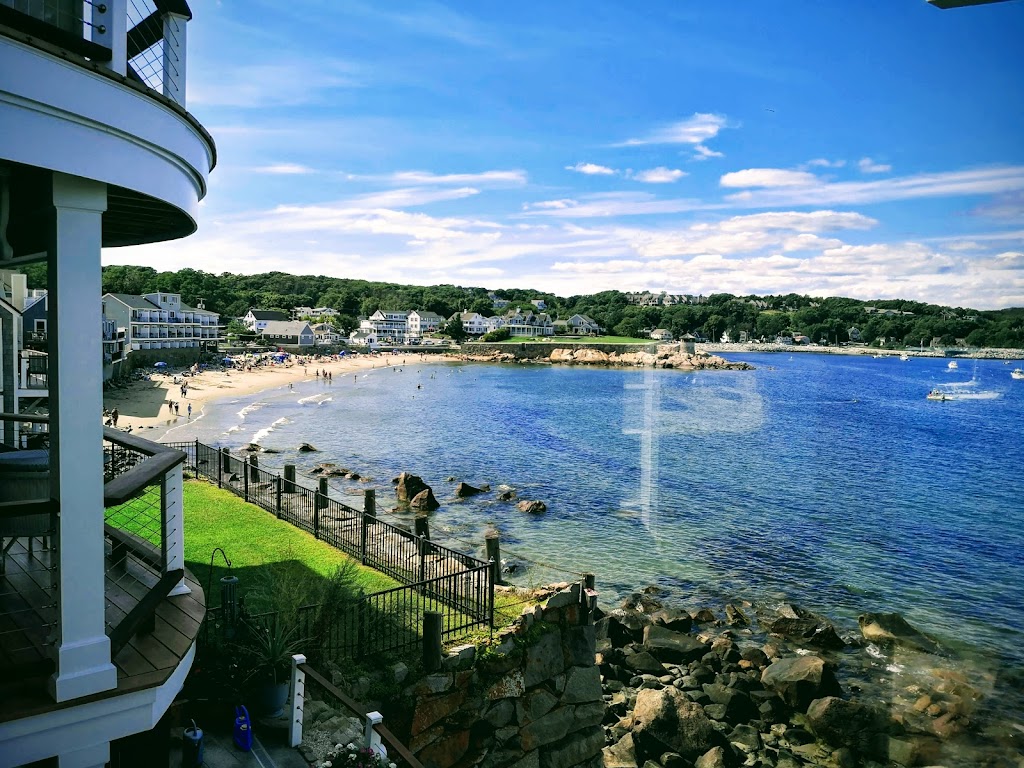 Bracketts Oceanview Restaurant | 25 Main St, Rockport, MA 01966, USA | Phone: (978) 546-2797