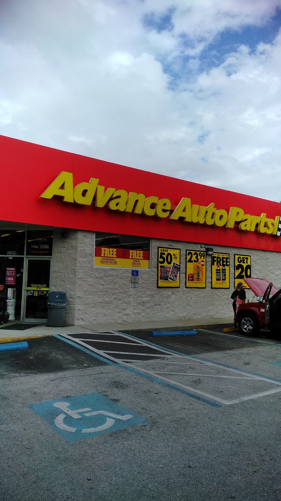 Plaid Pantry | 6630 NE Glisan St, Portland, OR 97213, USA | Phone: (503) 254-0963