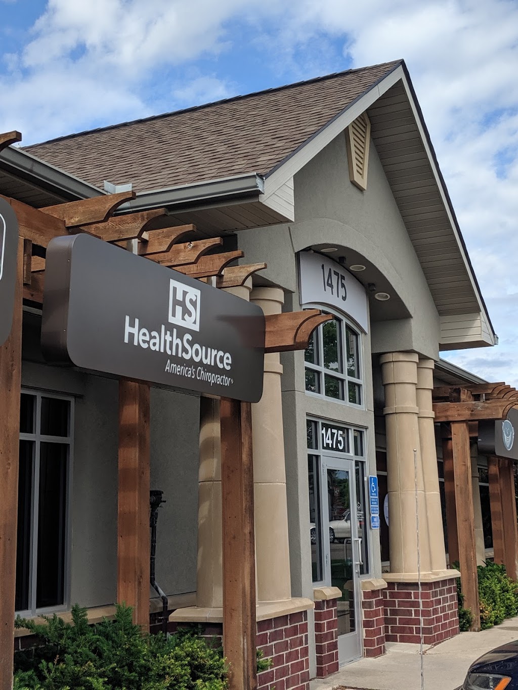 HealthSource Chiropractic of Chaska | 1475 White Oak Dr, Chaska, MN 55318, USA | Phone: (952) 361-4844
