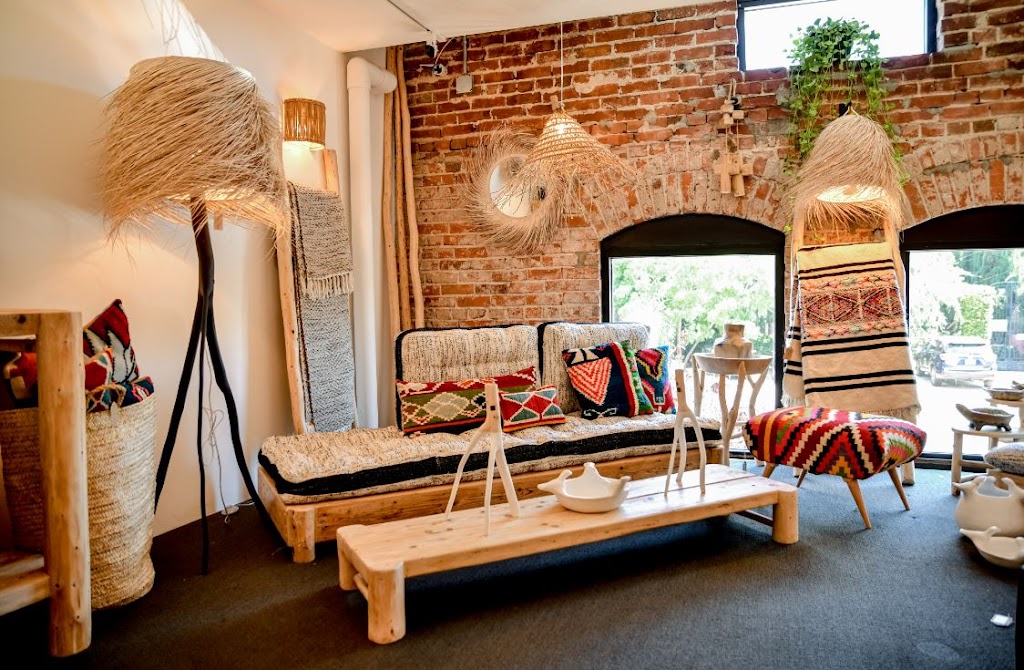 Maison of Hand | 456 S La Brea Ave, Los Angeles, CA 90036, USA | Phone: (213) 328-4005