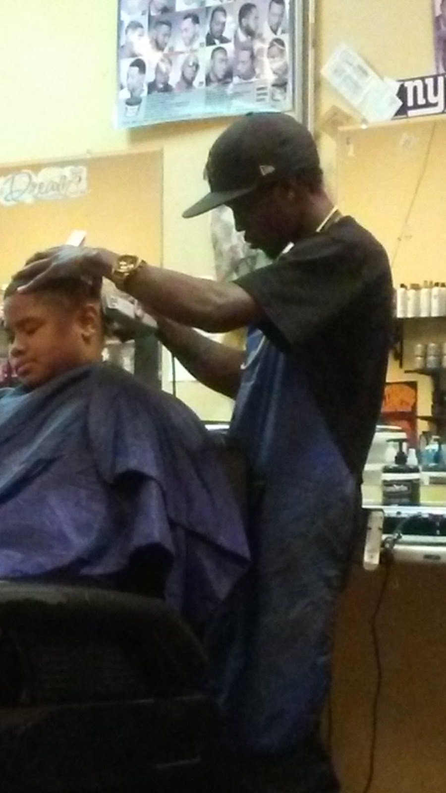 Mo Better Hair Salon & Barber | 10401 Folsom Blvd, Rancho Cordova, CA 95670, USA | Phone: (916) 364-3400