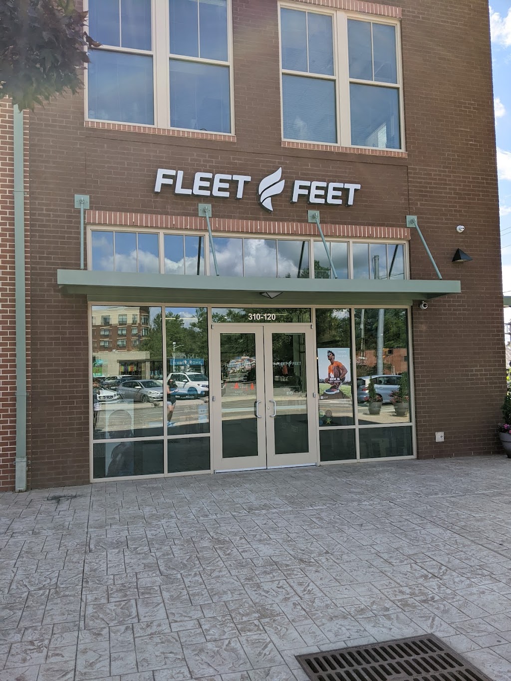 Fleet Feet Carrboro | 310 E Main St #120, Carrboro, NC 27510, USA | Phone: (919) 321-0061