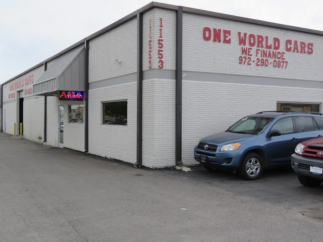 One World Cars | 4441 I-30, Mesquite, TX 75150, USA | Phone: (972) 290-0877