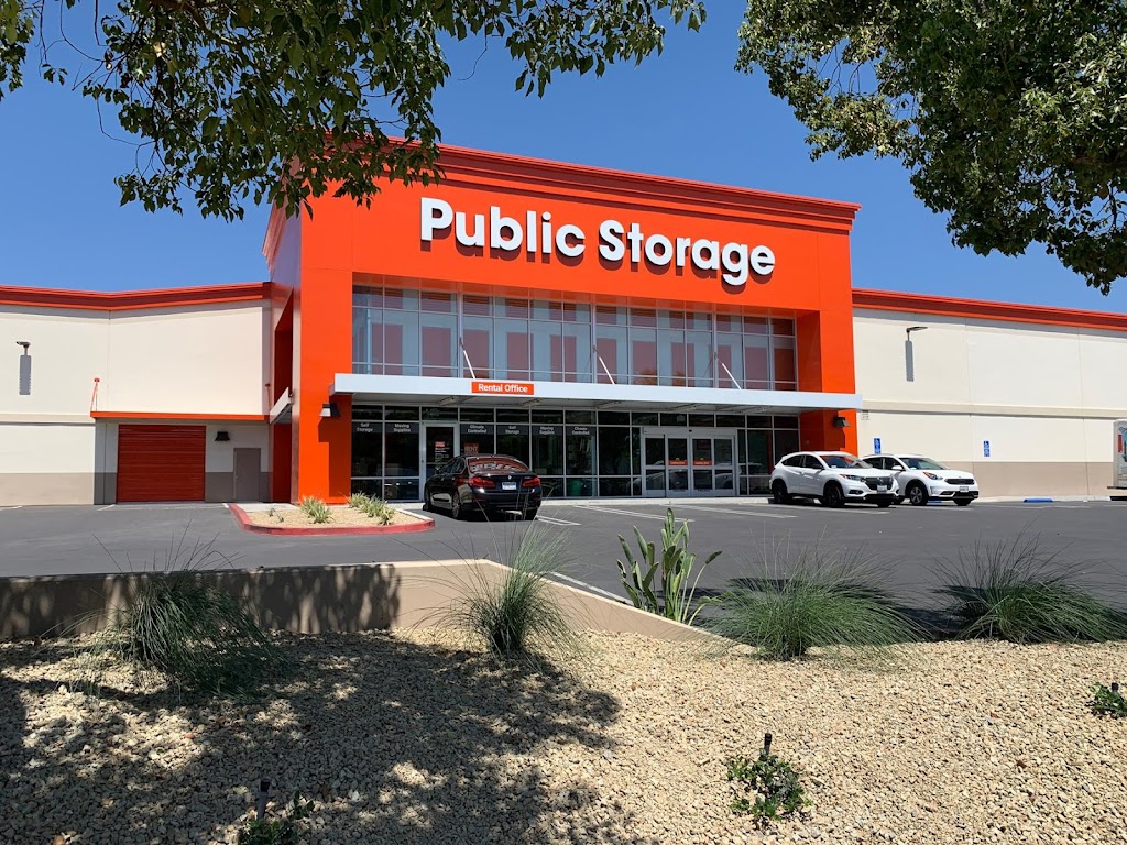 Public Storage | 6 Whatney, Irvine, CA 92618, USA | Phone: (949) 525-9330