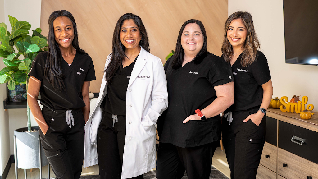 solidSMILES Dental | 475 TX-121 BYP Ste 180, Lewisville, TX 75067 | Phone: (469) 993-0633