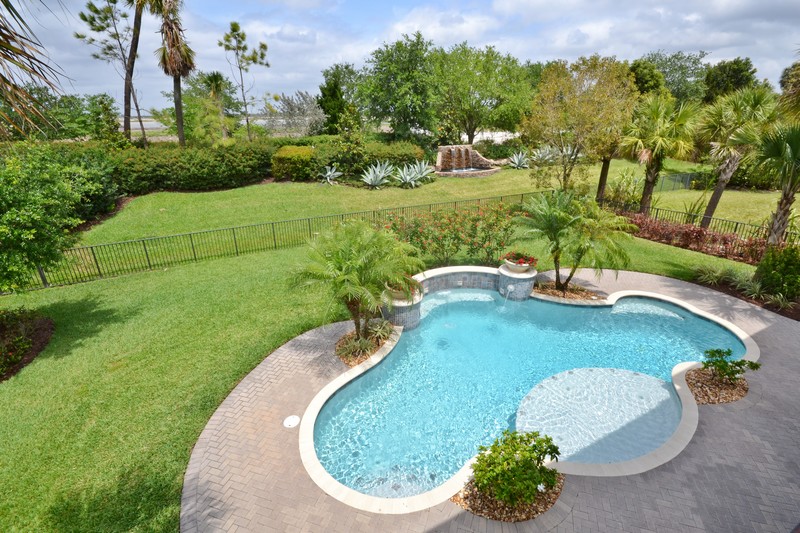 Mosquito Masters Of Florida | 9004 Grosse Pointe Cir, Tampa, FL 33635, USA | Phone: (813) 340-2688