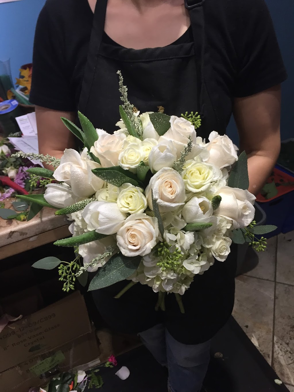 Chantilly Flowers | 14514 Lee Rd E, Chantilly, VA 20151, USA | Phone: (703) 828-6591