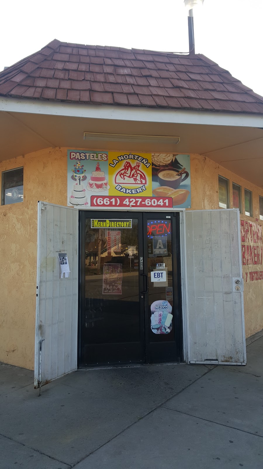 La Nortena Bakery | 1000 F St, Wasco, CA 93280, USA | Phone: (661) 758-3143