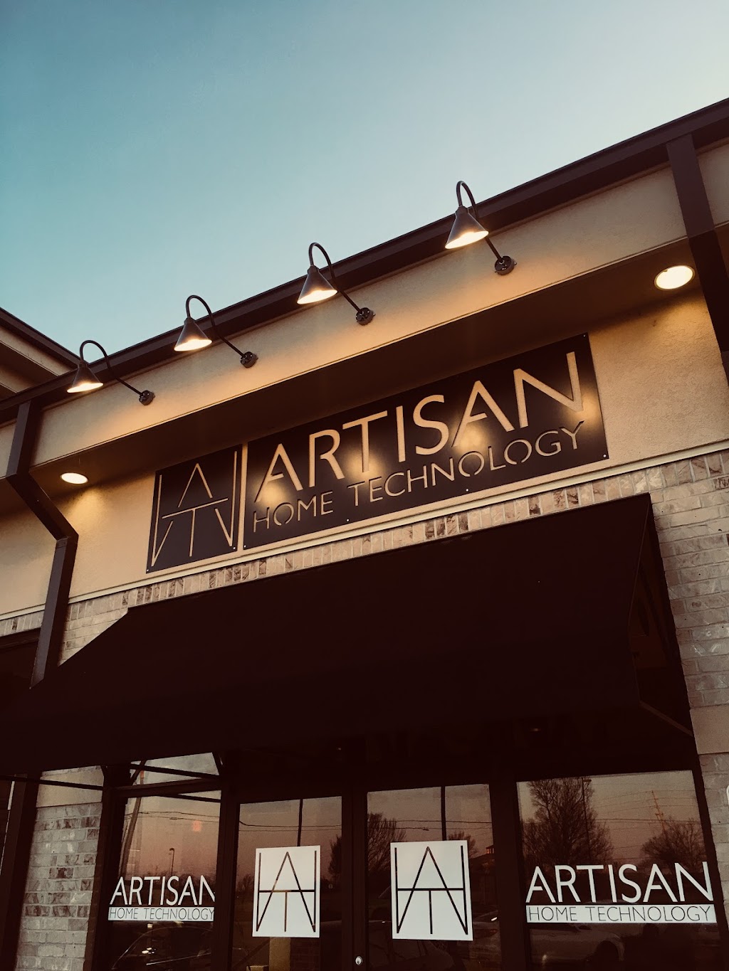 Artisan Home Technology | 2146 N Collective Ln Suite #104, Wichita, KS 67206, USA | Phone: (316) 634-0333