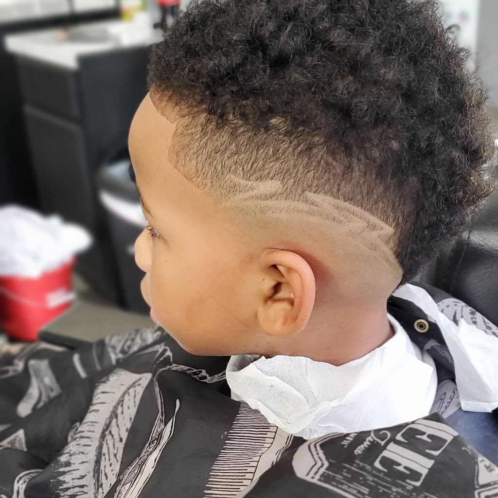 First Place Barber & Beauty | 6465 E Holmes Rd Suite #103, Memphis, TN 38141 | Phone: (901) 292-4313