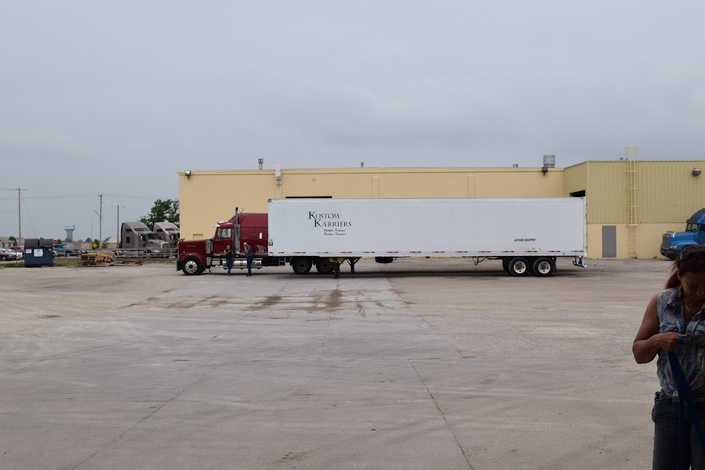 Doug Bradley Trucking | 1450 S Spencer Rd, Newton, KS 67114 | Phone: (316) 283-1060