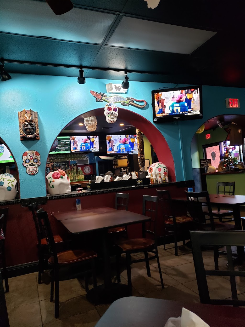 Side Street Cantina | 205 11th St, Virginia Beach, VA 23451, USA | Phone: (757) 962-9993