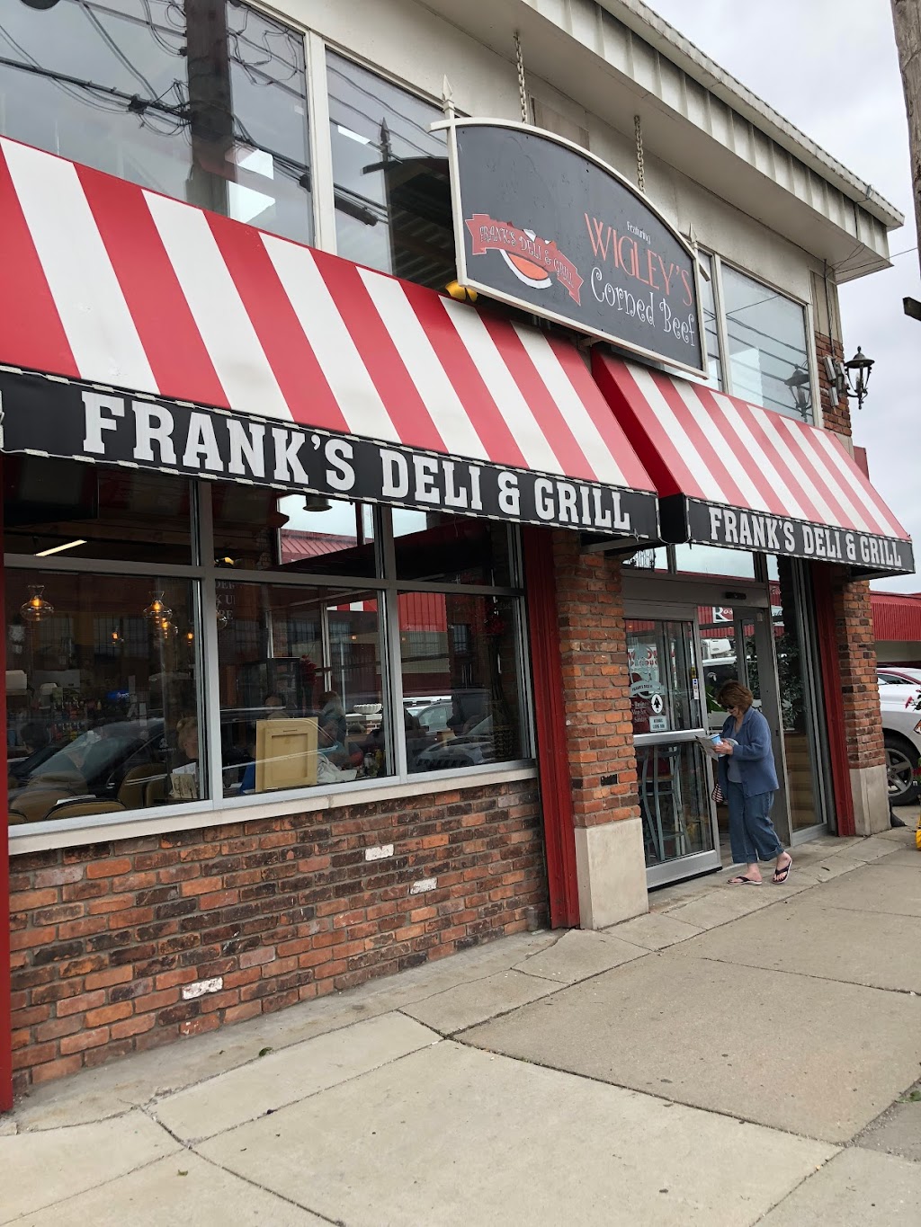 Franks Meat & Produce | 3405 Russell St, Detroit, MI 48207, USA | Phone: (313) 832-4299