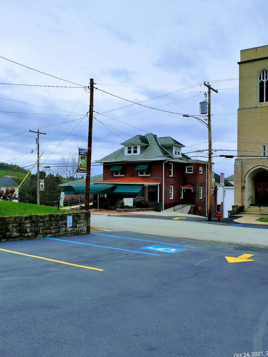 Dearth Funeral Home Inc - 35 S Mill St, New Salem, PA 15468