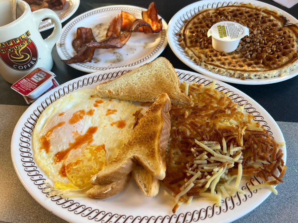 Waffle House | 3363 E University Dr, Phoenix, AZ 85034, USA | Phone: (602) 426-1481