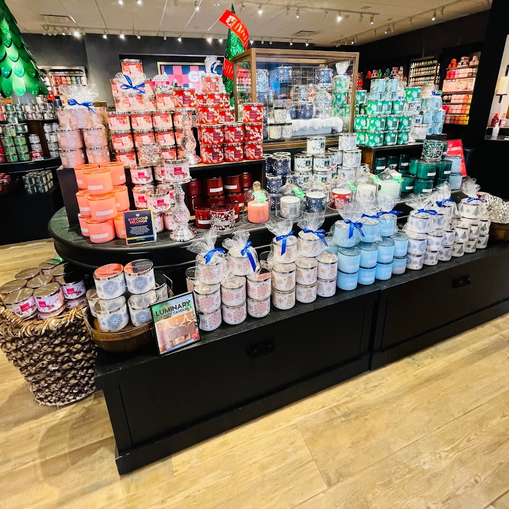 Bath & Body Works | 1028 N El Camino Real, Encinitas, CA 92024, USA | Phone: (760) 704-0632