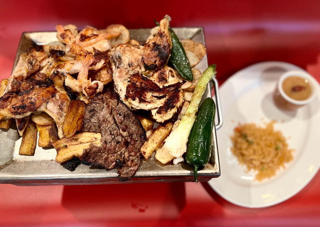 La Parrillada de Covina | 960 N Citrus Ave, Covina, CA 91722, USA | Phone: (626) 332-3442