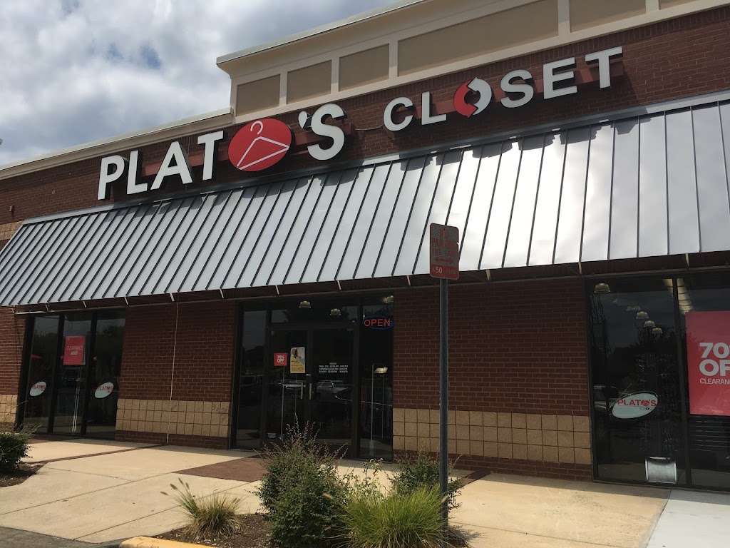 Platos Closet Winston-Salem | 552 Hanes Mall Blvd, Winston-Salem, NC 27103, USA | Phone: (336) 659-0476