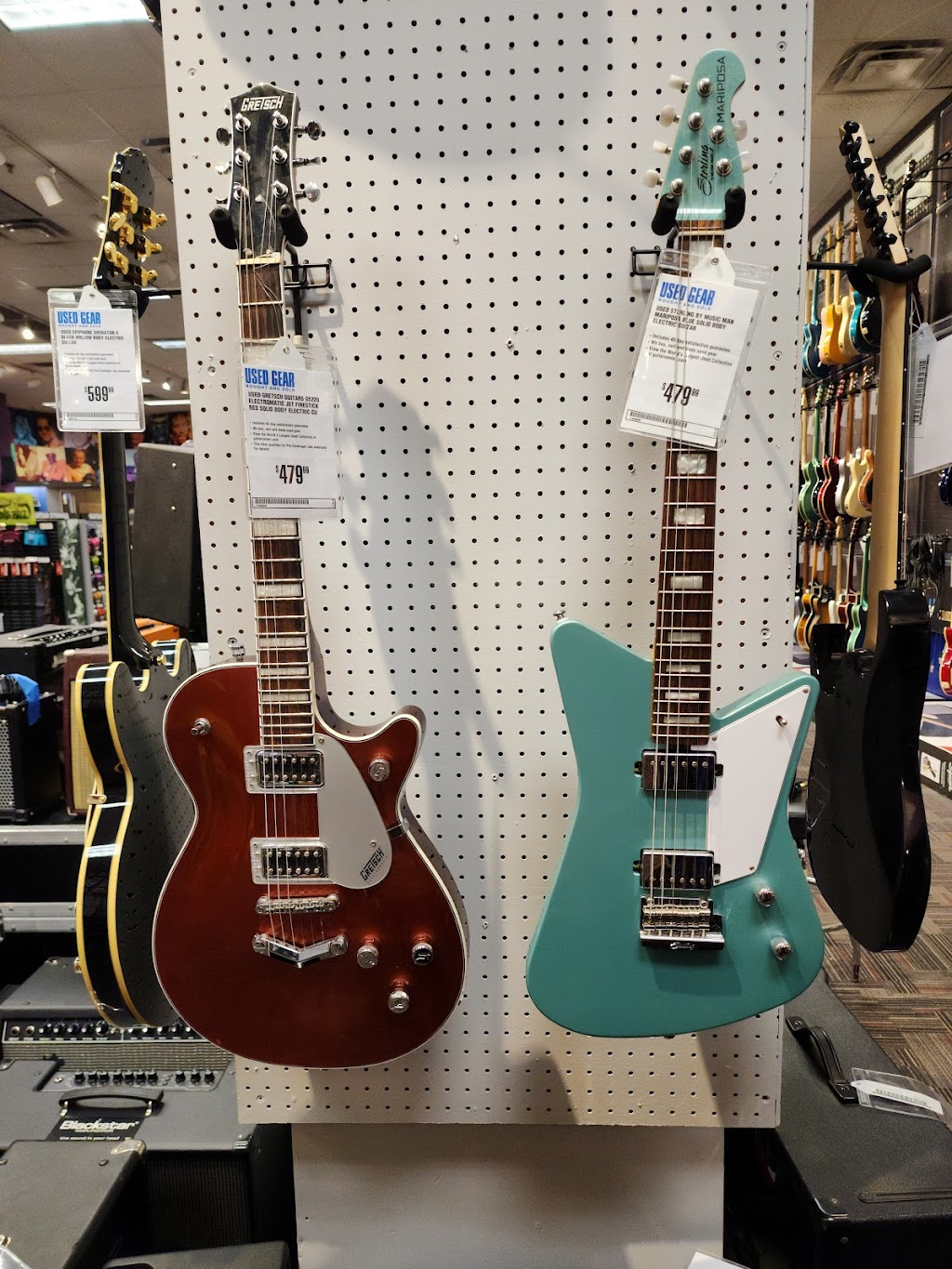 Guitar Center | 145 Wolf Rd, Colonie, NY 12205, USA | Phone: (518) 446-1500