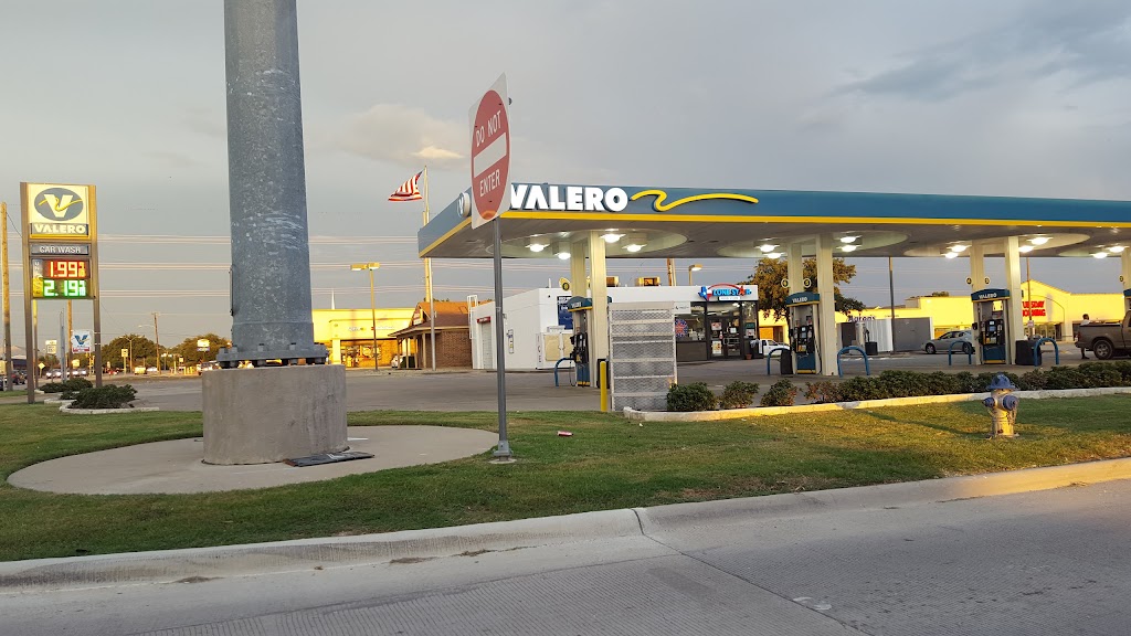 Valero | 101 S Central Expy, McKinney, TX 75070 | Phone: (210) 345-2000