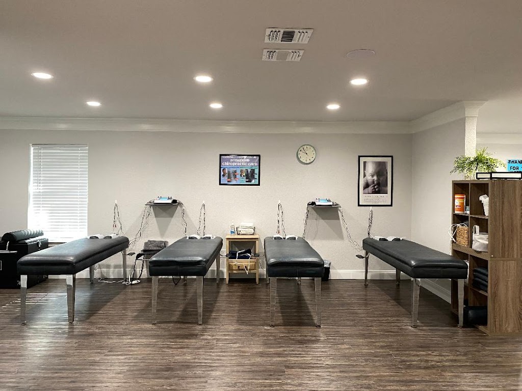 ChiroPlus Clinics - Hudson Oaks | 101 Bluebonnet Dr #100, Weatherford, TX 76087, USA | Phone: (817) 757-7310