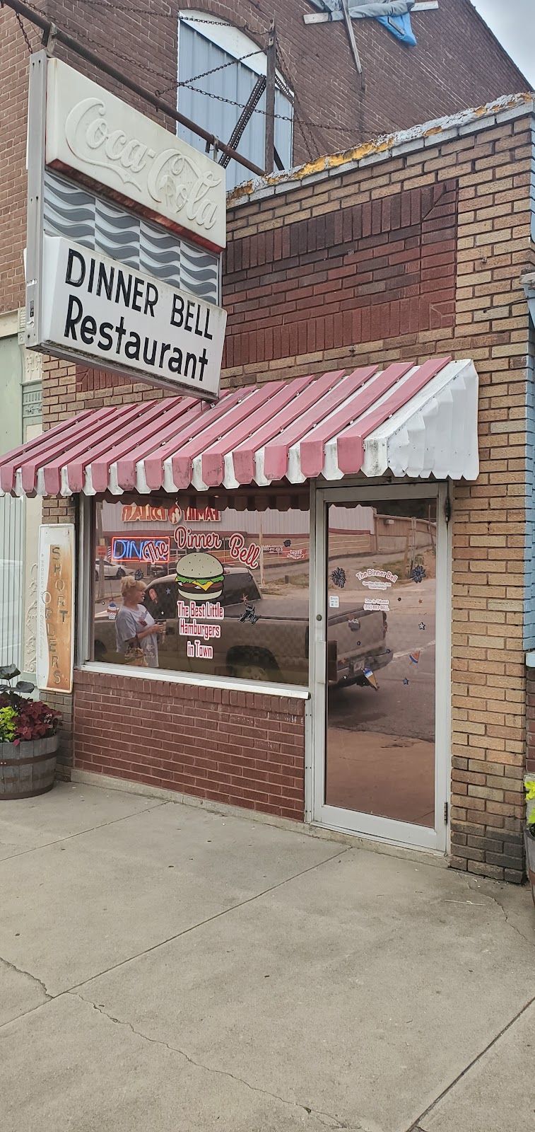 Dinner Bell | 305 S Main St, Salem, IN 47167, USA | Phone: (812) 883-2355