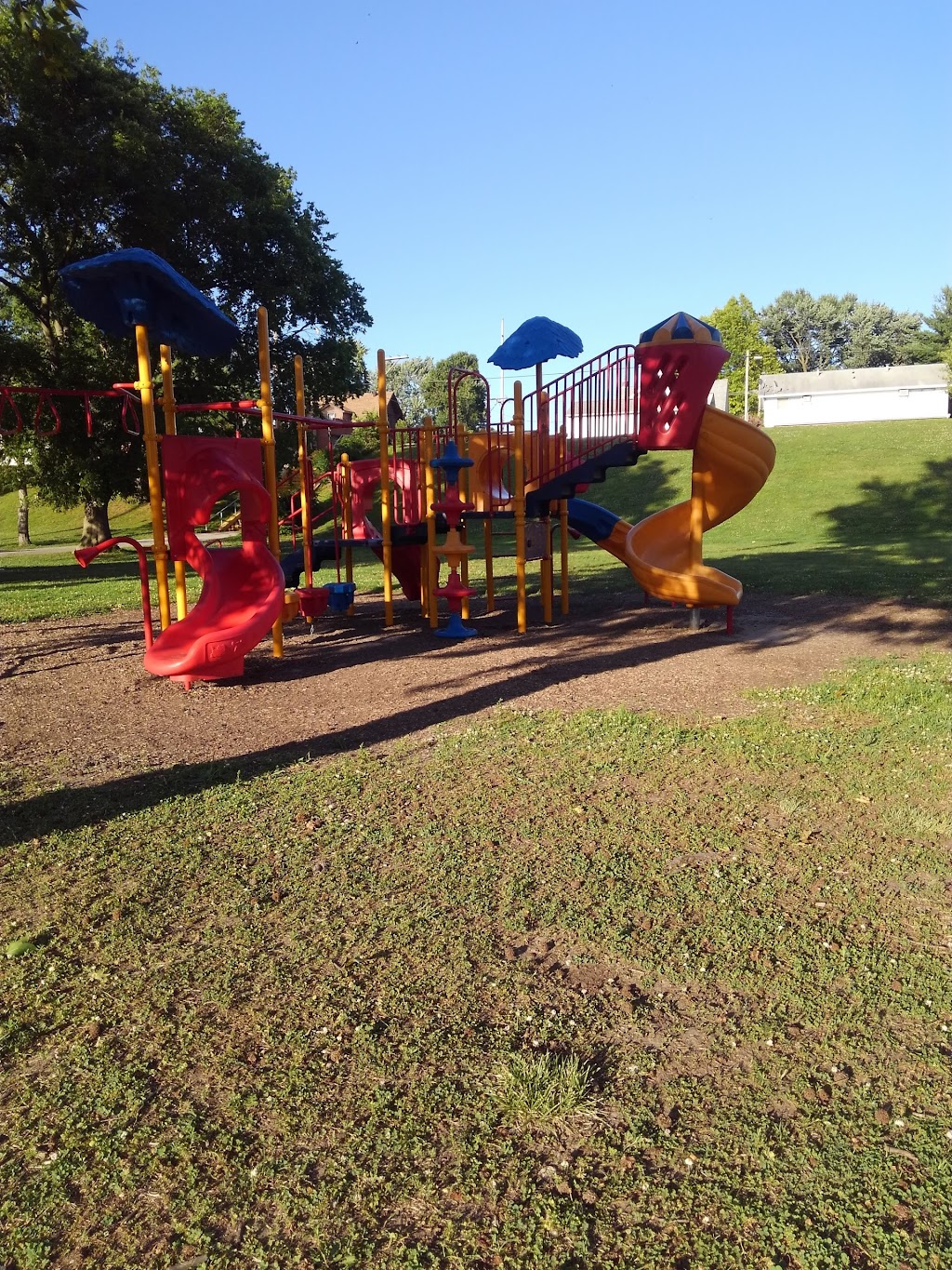 Van Preter Park | 500 Playground Ct, East Alton, IL 62024, USA | Phone: (618) 259-7951
