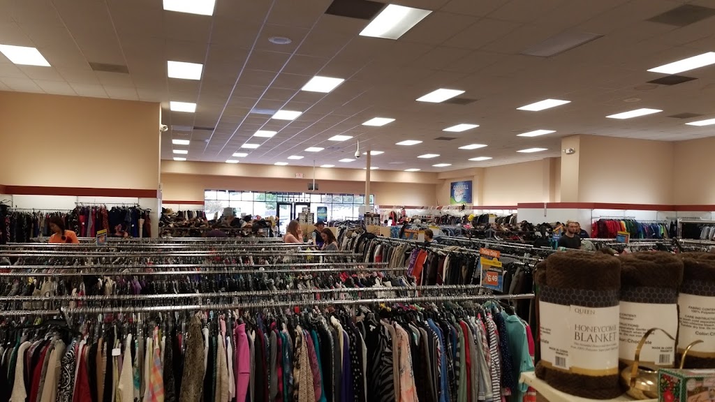 Goodwill Southern California Store & Donation Center | 10170 Reseda Blvd, Northridge, CA 91324, USA | Phone: (818) 773-8712