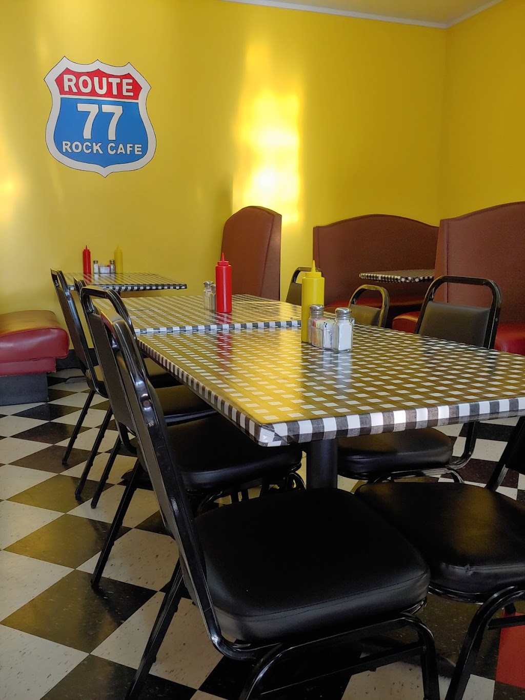 Route 77 Rock Cafe | 301 Winfield St, Rock, KS 67131 | Phone: (620) 986-5442