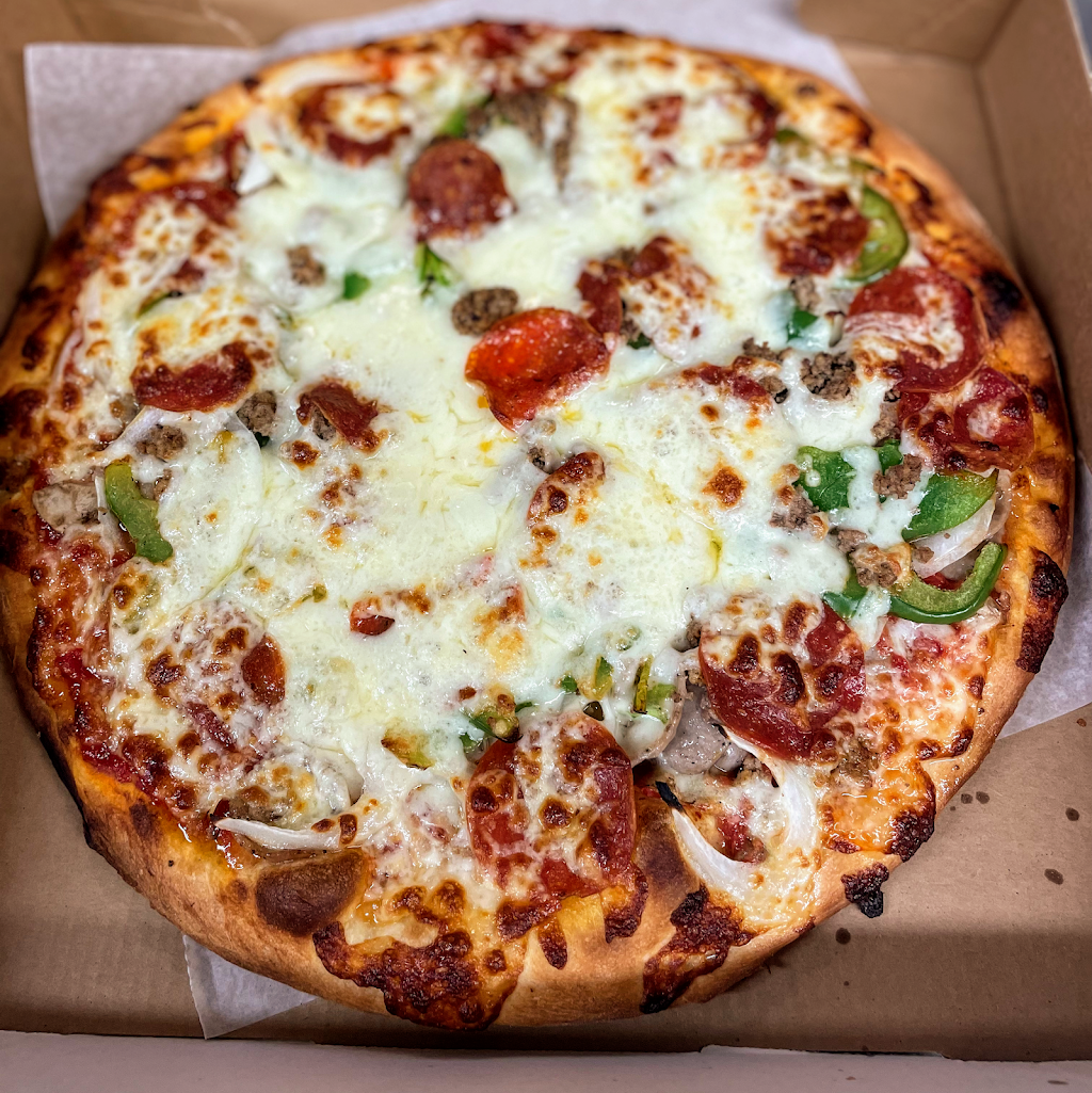 Steves Pizza | 18063 S Dixie Hwy, Palmetto Bay, FL 33157, USA | Phone: (305) 233-4561