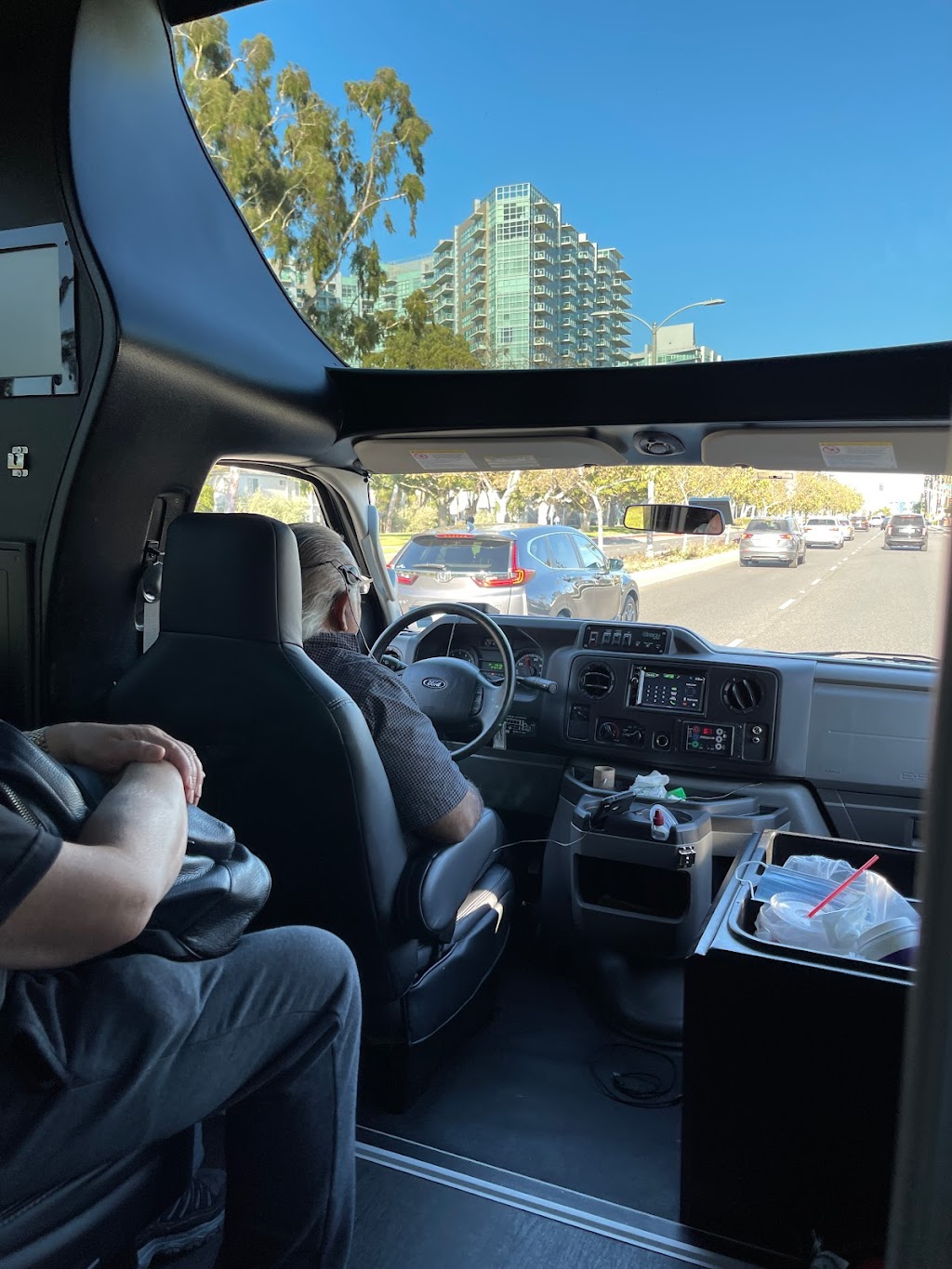 LA VIP Tours | 4900 W Century Blvd, Inglewood, CA 90304, USA | Phone: (310) 641-8114