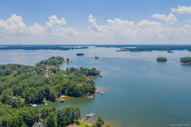 Carla Agnini - Selling Lake Norman / Real Estate Agent | 331 Alcove Rd #103, Mooresville, NC 28117, USA | Phone: (704) 490-0063