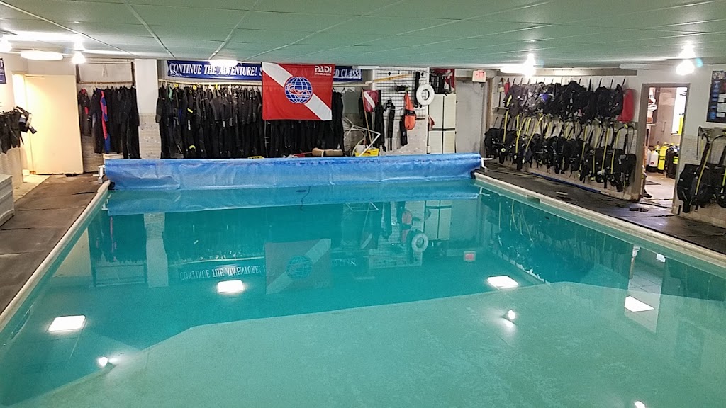 Dive Shop Inc | 7300 W Frontage Rd A, Shawnee, KS 66203, USA | Phone: (913) 677-3483